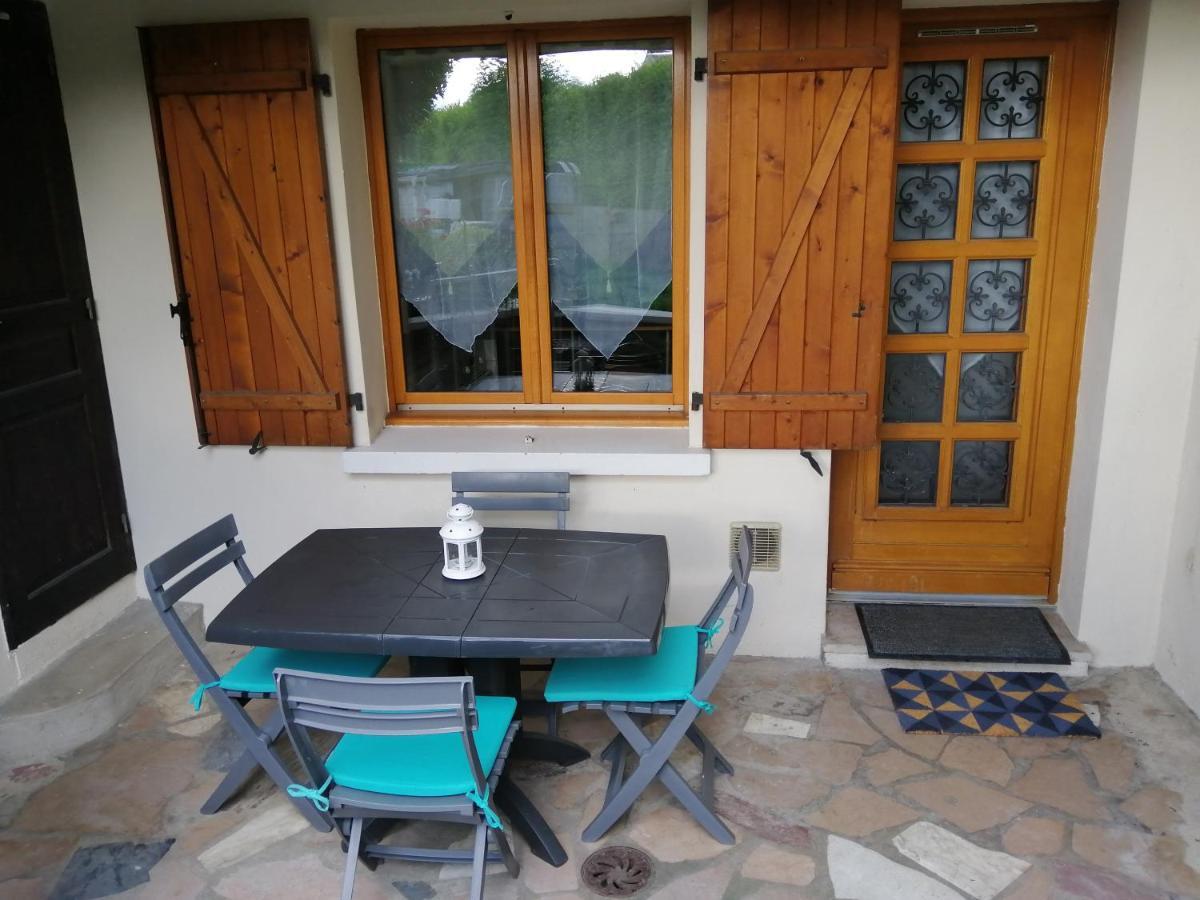 Appartement Type F2 Proche Paris 25 Km Andilly  Exteriér fotografie