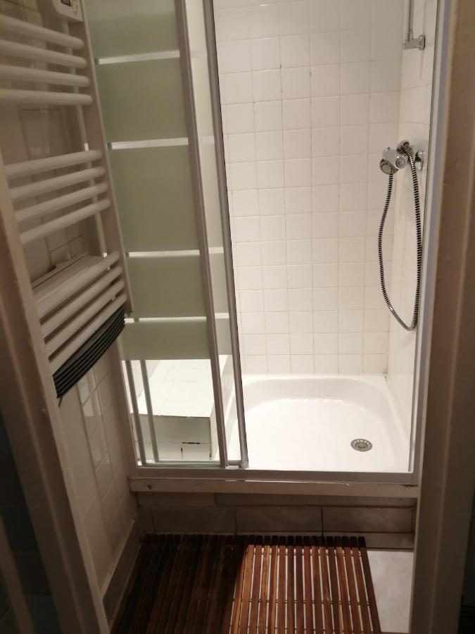 Appartement Type F2 Proche Paris 25 Km Andilly  Exteriér fotografie